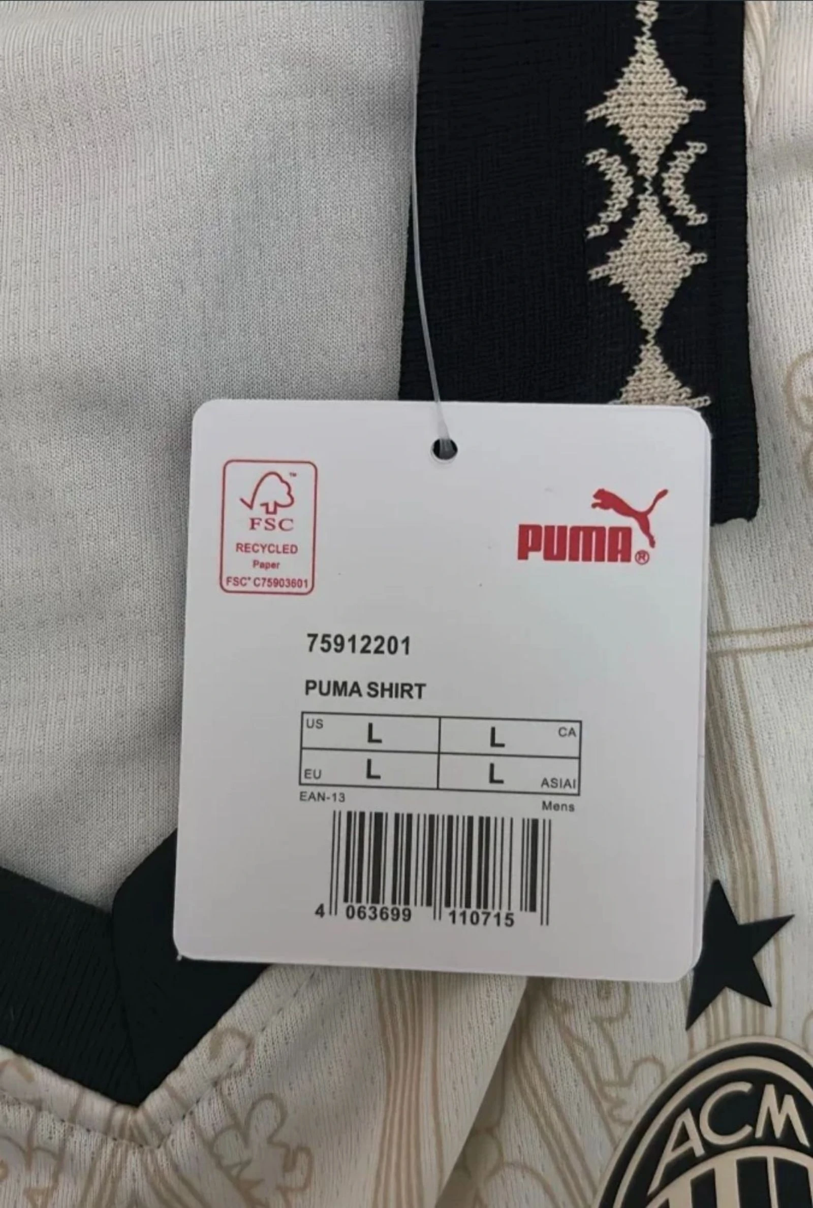 Camiseta AC Milan Fourth Kit 2023/24 PUMA x PLEASURES Branca – Edição Especial – photo 3